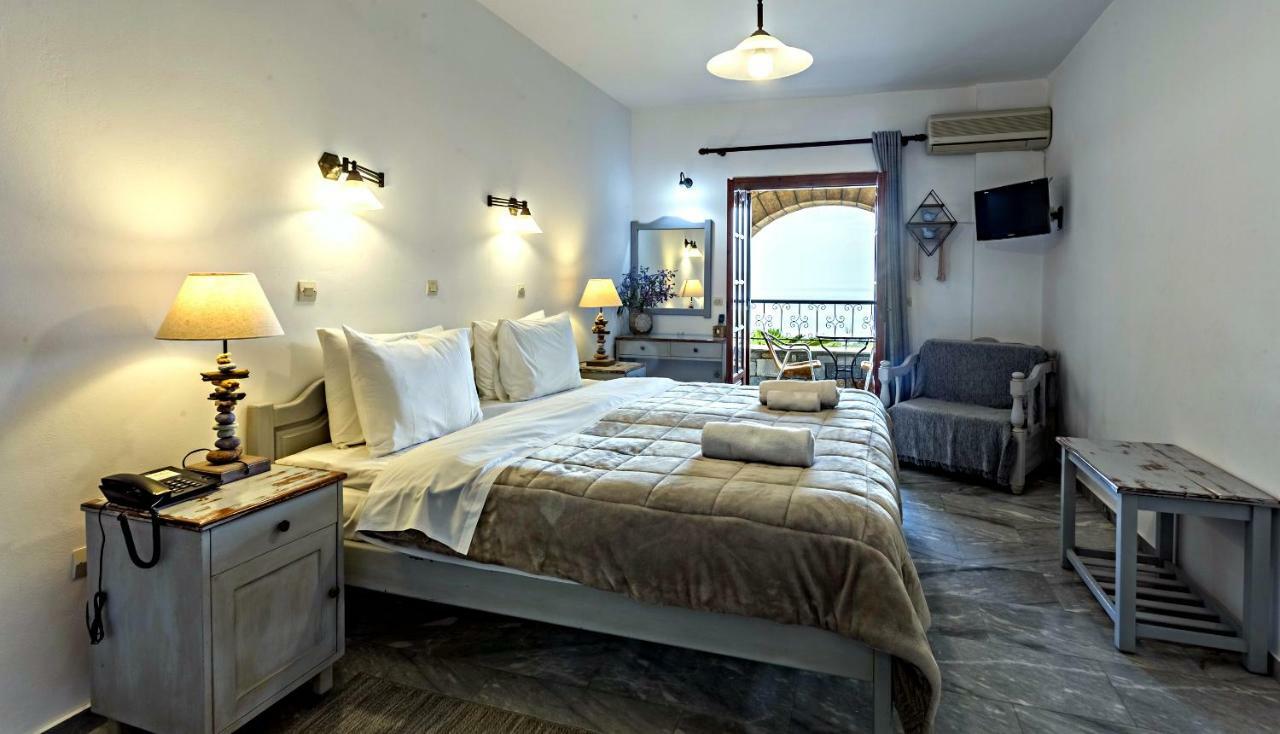 Vardia Hotel Kardamýli Eksteriør bilde